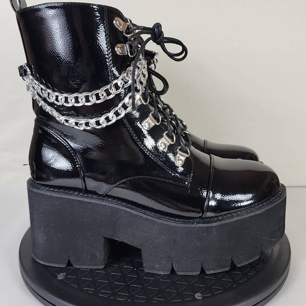 Talv Shoes Goth Black Chains & Buckle Platform Boots Women's Size 40 EU  / 10 US